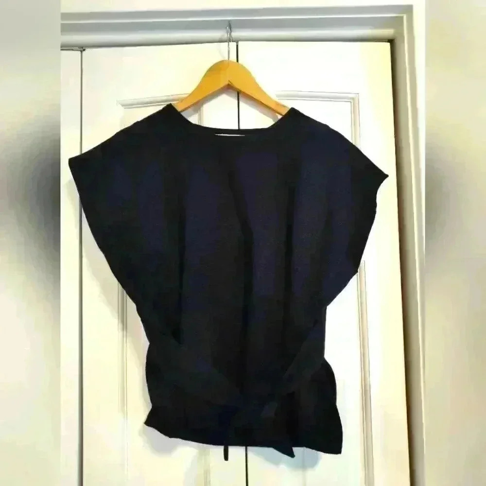 Marie Oliver Navy Structured 100% Cotton Top | ties in back or front | Small